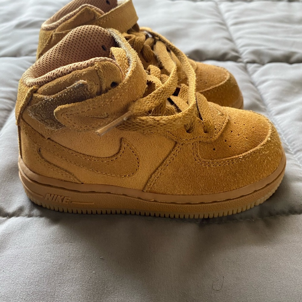 Nike hi top air force ones